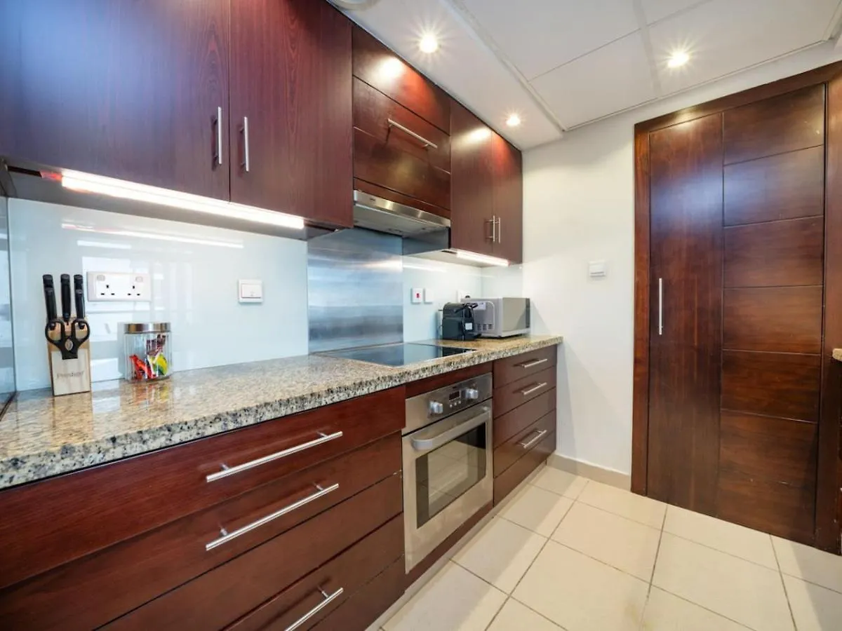 Downtown 1 Bed With A Pool Side Burj Khalifa View Apartment Dubai