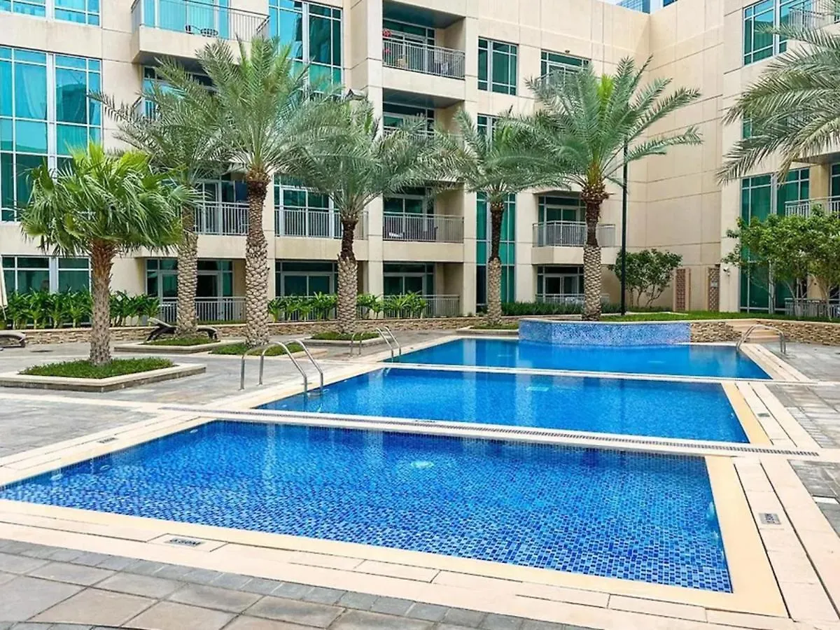 Downtown 1 Bed With A Pool Side Burj Khalifa View Apartment Dubai United Arab Emirates